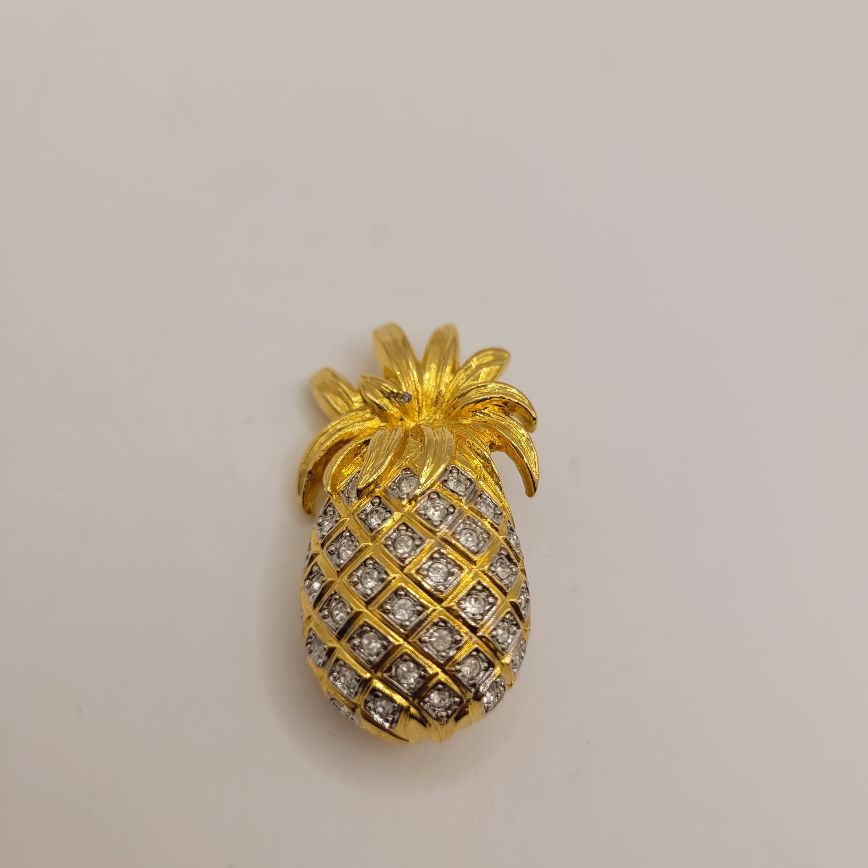 GoldTone Rhinestone Vintage Pineapple Brooch